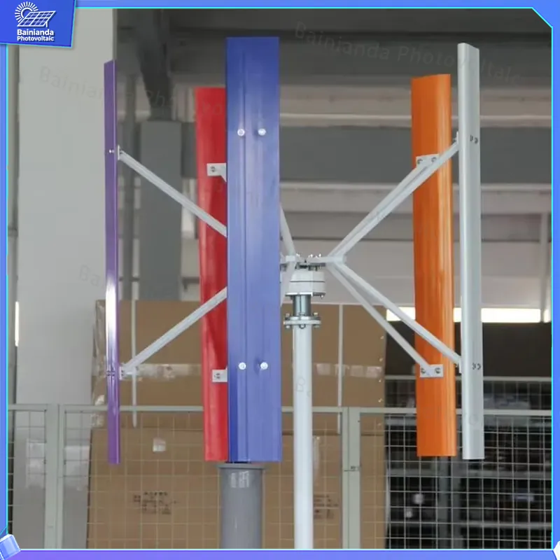 نظام طاقة هجين شمسي ورياحي بقد - مراجعة Wind Solar Hybrid Kit وسعره