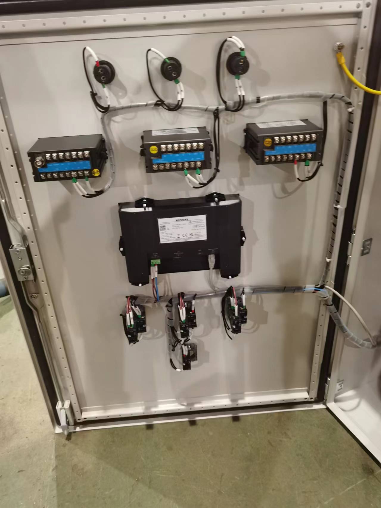 مصنع RO هجين يعمل بالطاقة الشم - مراجعة Wind Solar Hybrid Kit وسعره